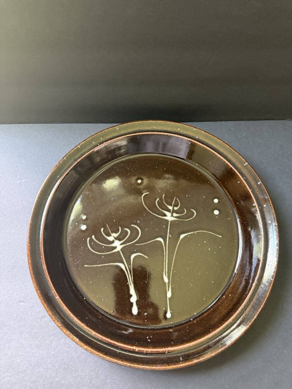 Maine Kiln Works Stoneware Pottery Dish Plate Servingware Brown Floral Artisan